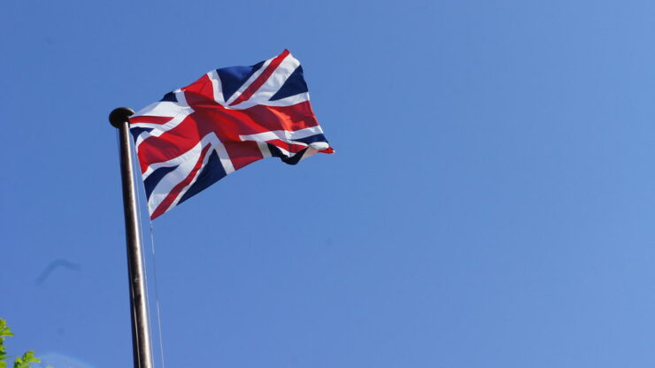 Flagge Union Jack weht im Wind